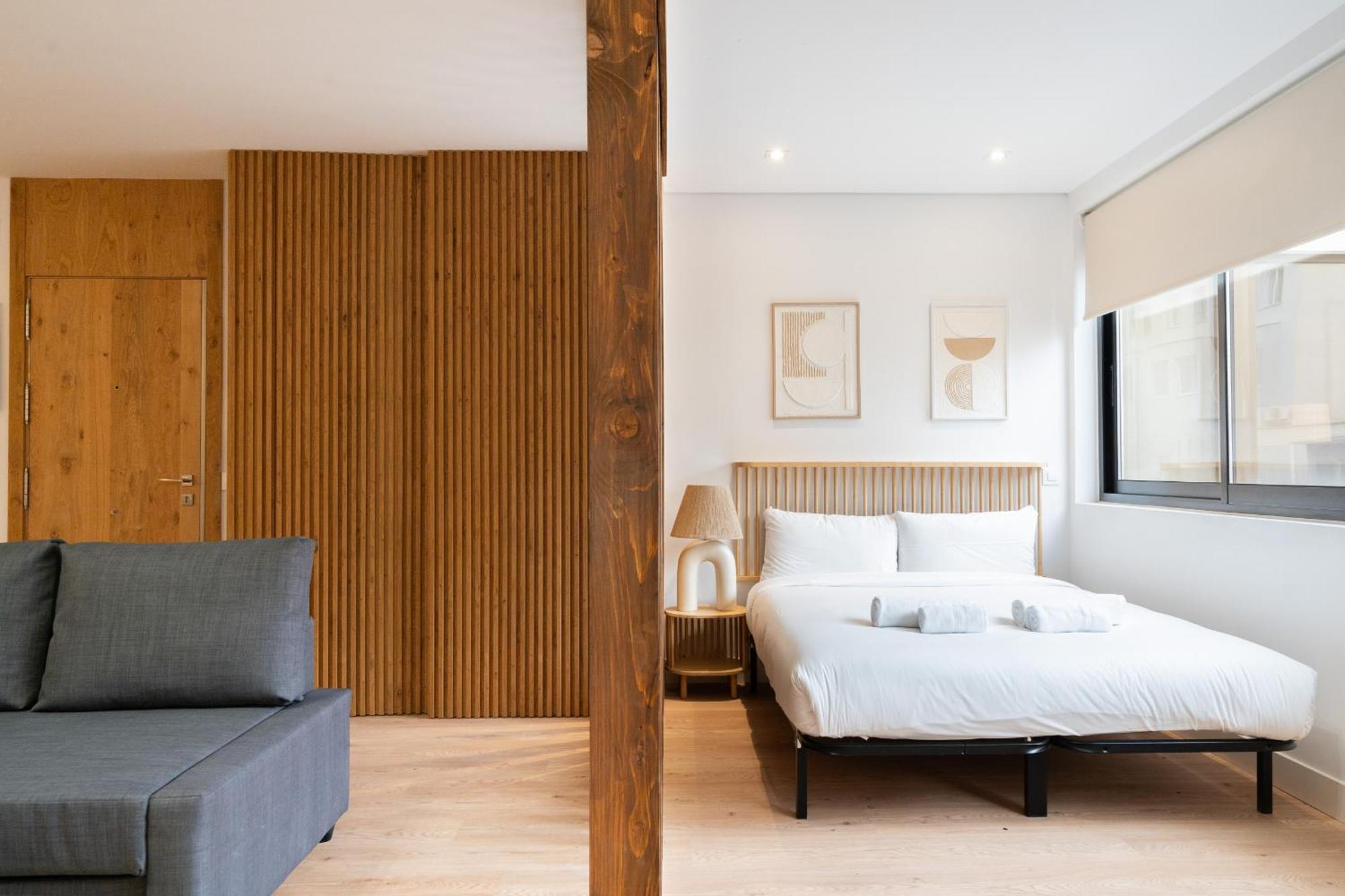 Apartamento De Lujo En Gran Via Apartment Madrid Bagian luar foto